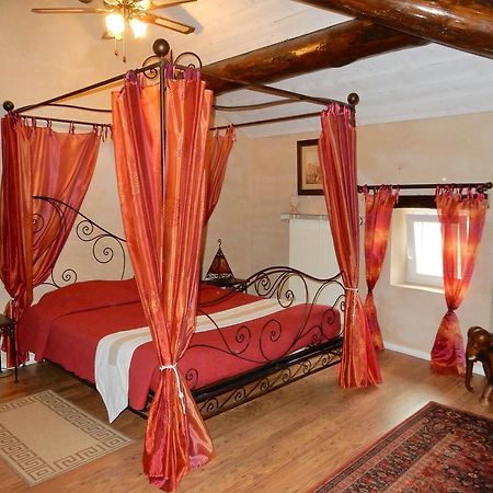 Le Chateau Des Estubiers Bed & Breakfast Serignan-du-Comtat ภายนอก รูปภาพ